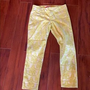 Fun and flirty ankle length pants